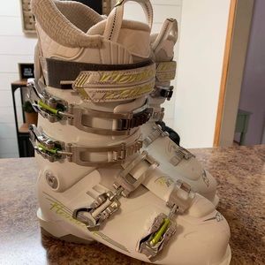 Nordica ski boots